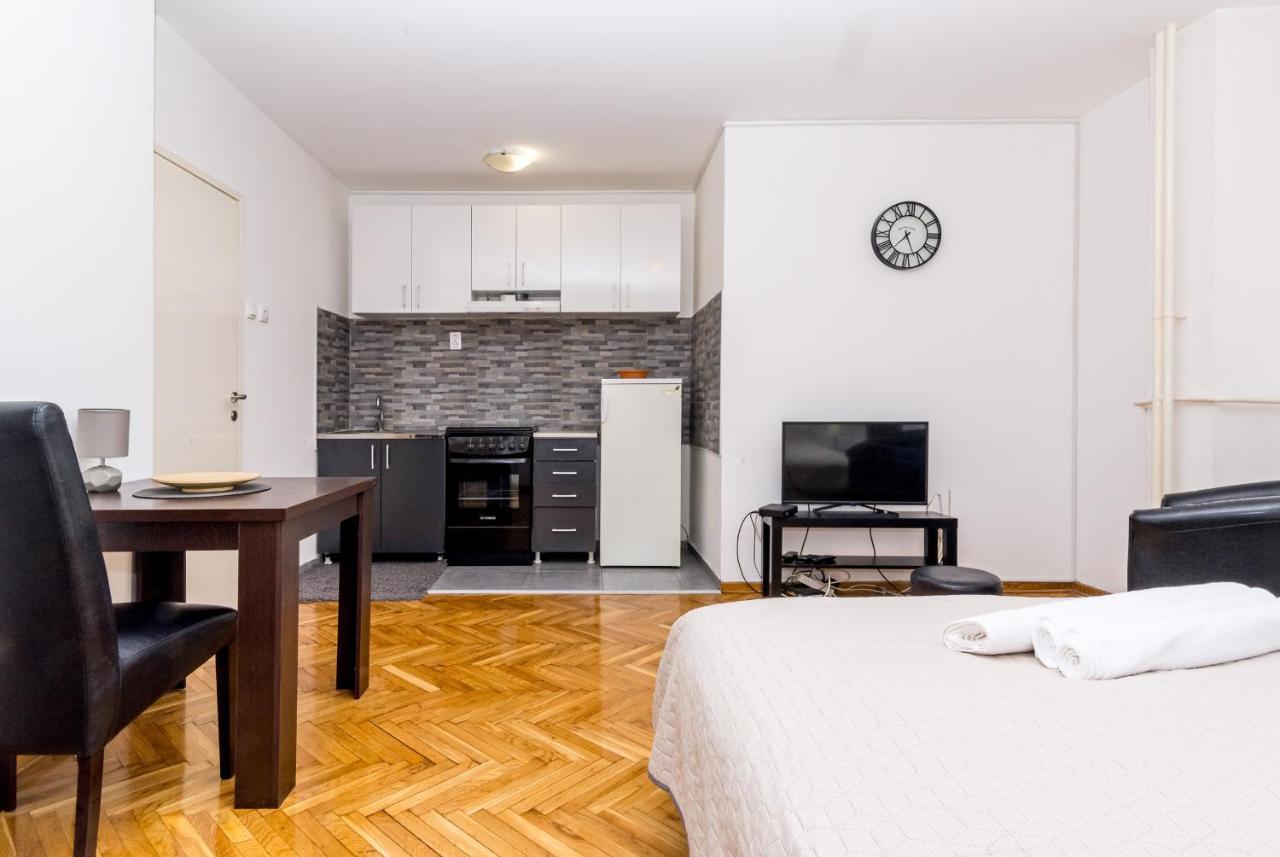 Apartman Pionir Belgrad Zewnętrze zdjęcie